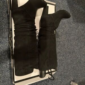 Elegant Black Women's Boots